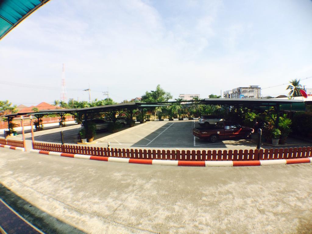 Banchang Apartment And Hotel Районг Экстерьер фото